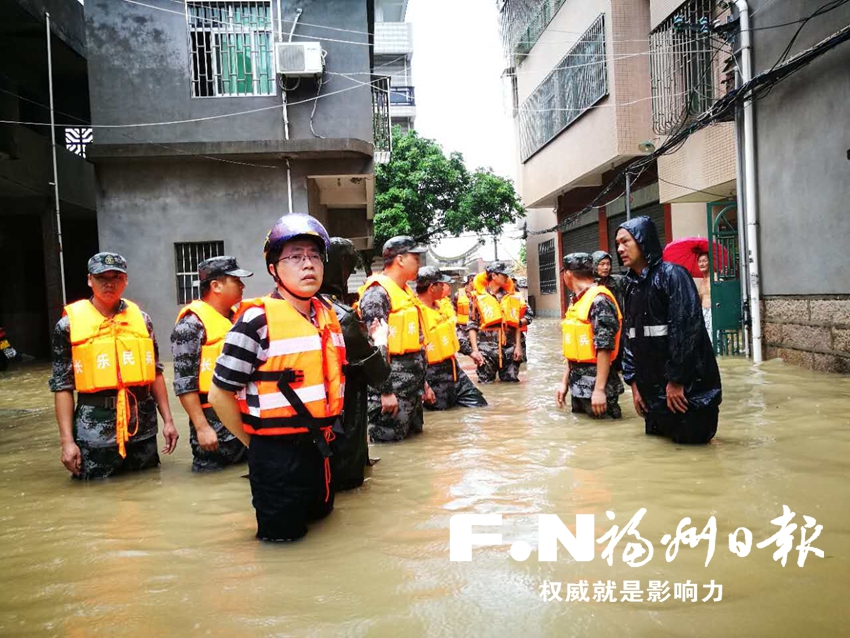 长乐江田全力抗灾抢险　6小时转移危险区域450余人