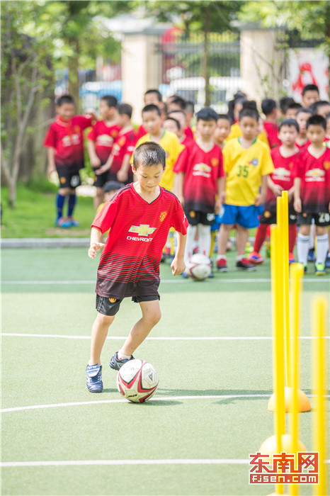 福建：让更多青少年拥抱“大操场”